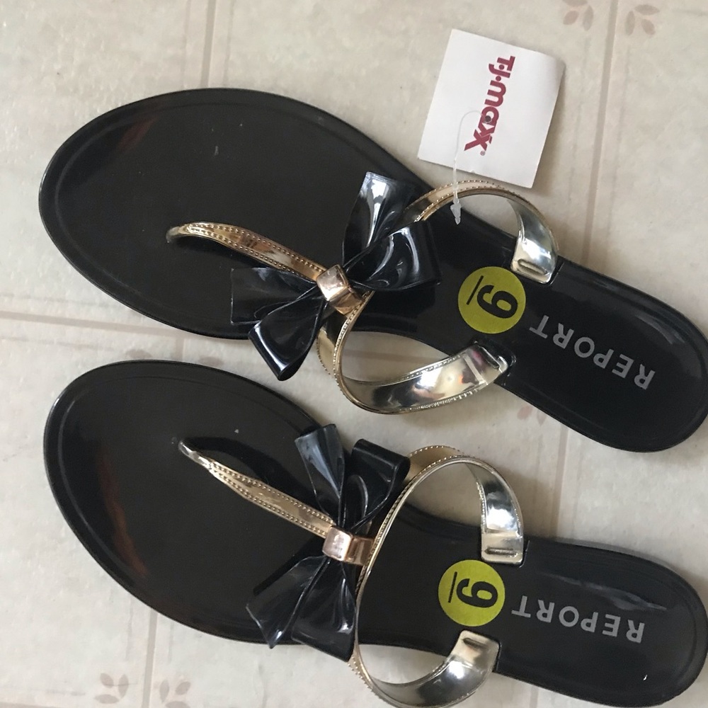 Women’s dress slide, size 9